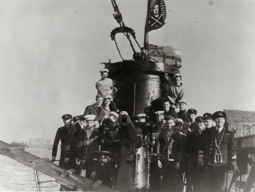 Crew of Unruffled in Valetta Harbour, Malta